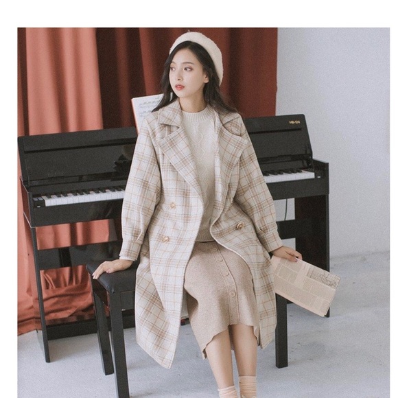 Cloth - Picture 2 of 5